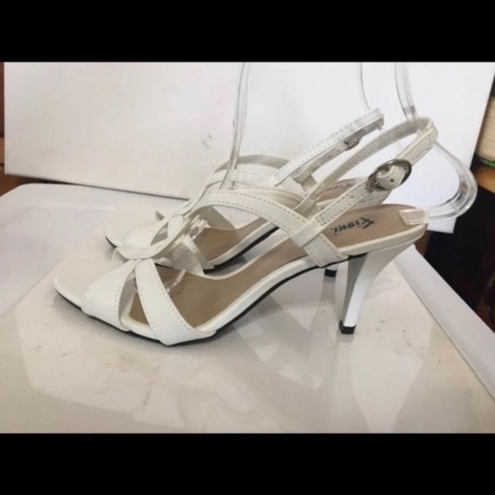 White Ladies Heels, 6.5